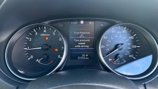 Nissan Qashqai 1.3 DiG-T N-Connecta 5dr [Glass Roof Pack] Petrol Hatchback